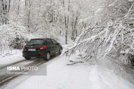 بارش برف و باران در جاده های 13 استان کشور